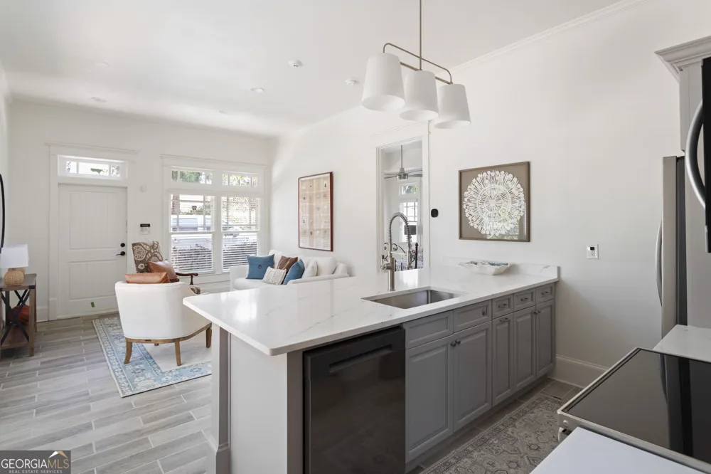 2019 Cambridge AVE College Park, GA 30337