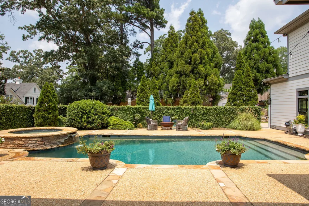 2019 Cambridge AVE College Park, GA 30337