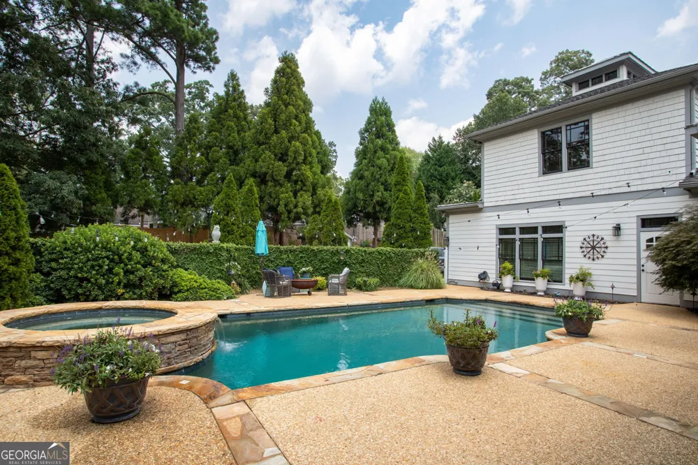2019 Cambridge AVE College Park, GA 30337