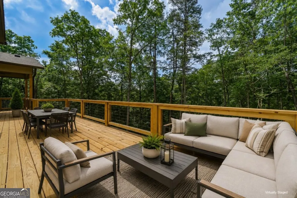 257 Gallery CT Ellijay, GA 30540