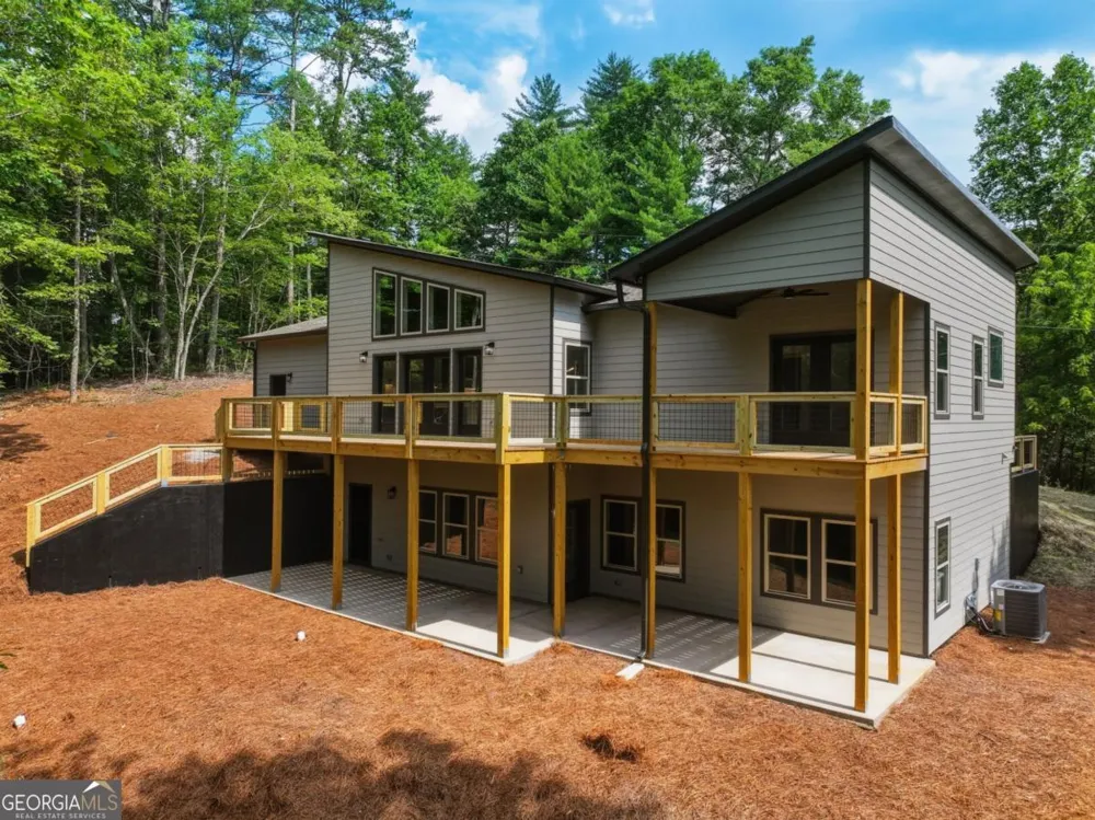 257 Gallery CT Ellijay, GA 30540