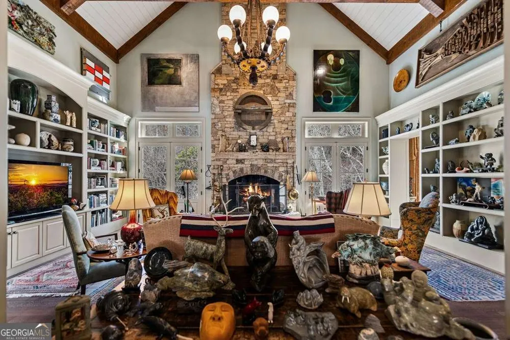 490 Red Wolf RUN Franklin, NC 28734