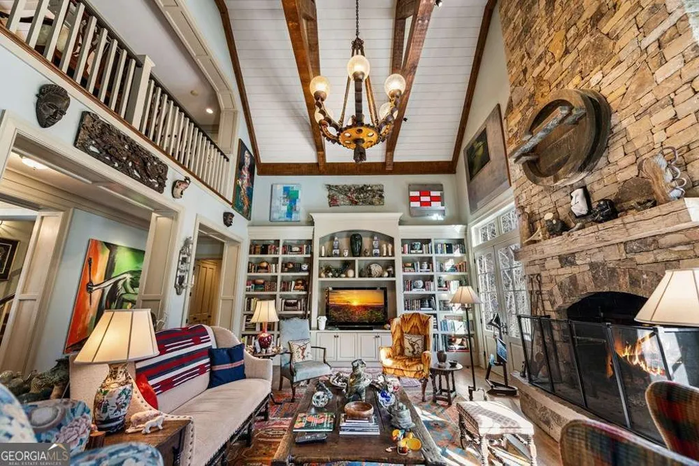 490 Red Wolf RUN Franklin, NC 28734