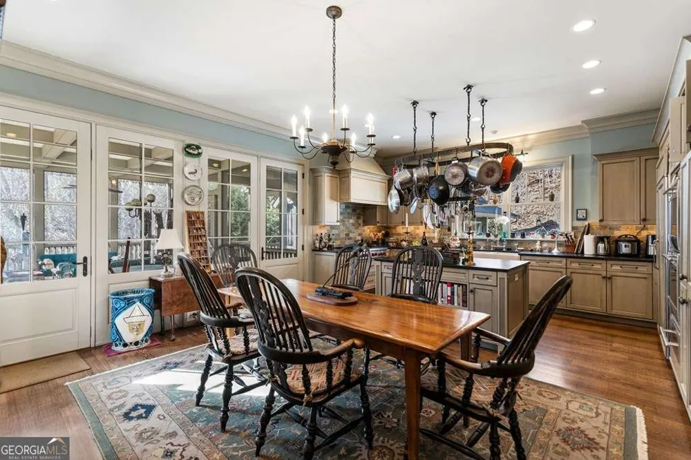 490 Red Wolf RUN Franklin, NC 28734