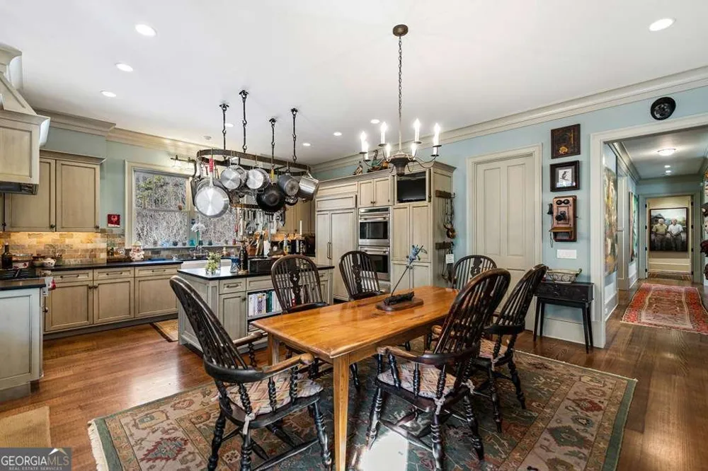 490 Red Wolf RUN Franklin, NC 28734
