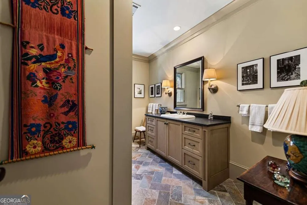 490 Red Wolf RUN Franklin, NC 28734