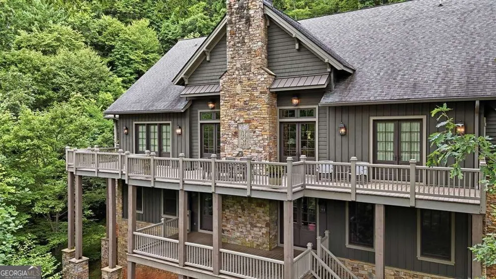 490 Red Wolf RUN Franklin, NC 28734
