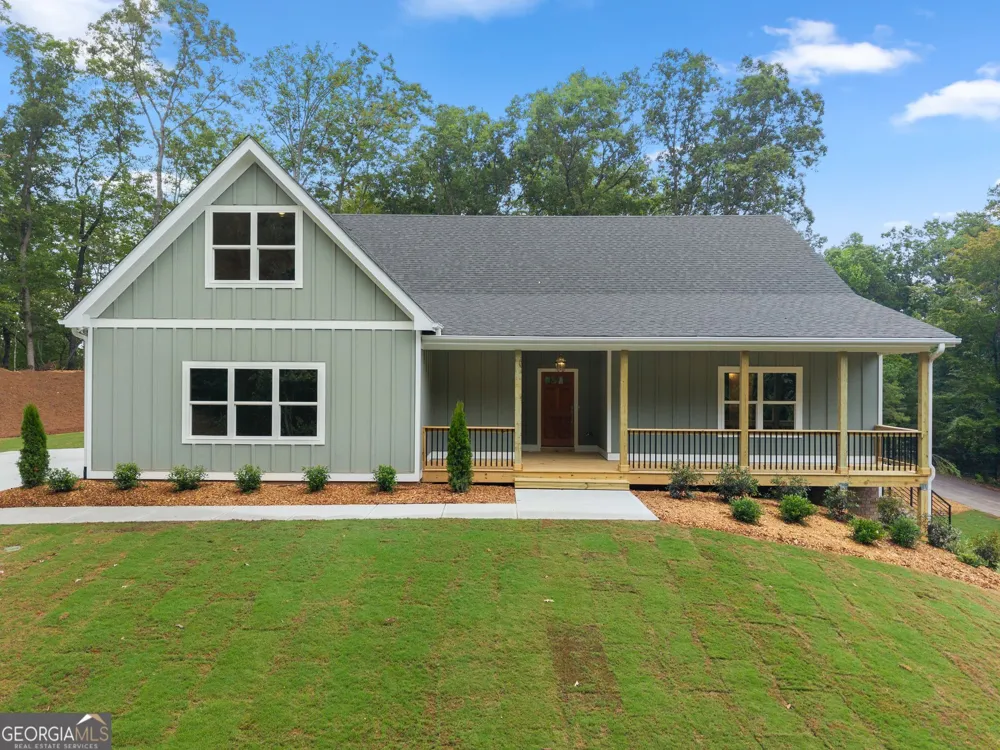 212 Planters Creek Baldwin, GA 30511