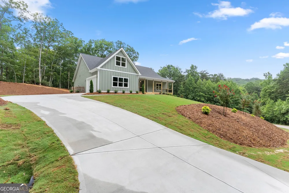 212 Planters Creek Baldwin, GA 30511