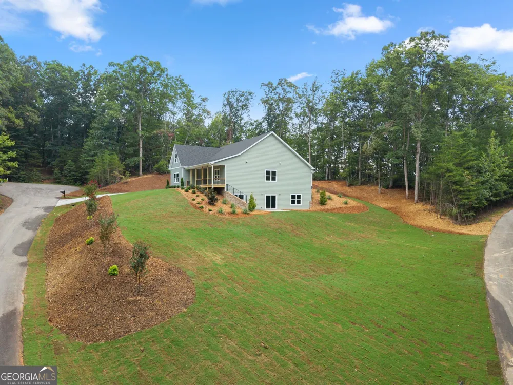 212 Planters Creek Baldwin, GA 30511