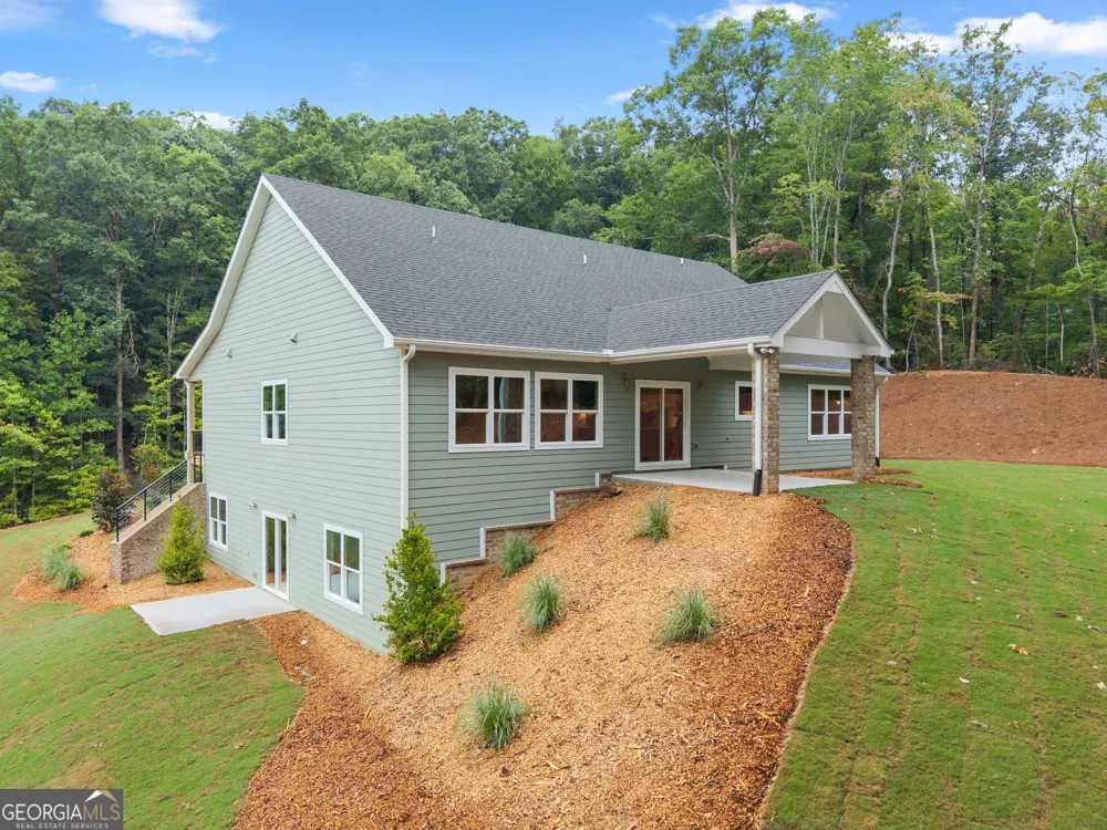 212 Planters Creek Baldwin, GA 30511