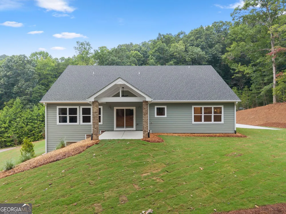 212 Planters Creek Baldwin, GA 30511