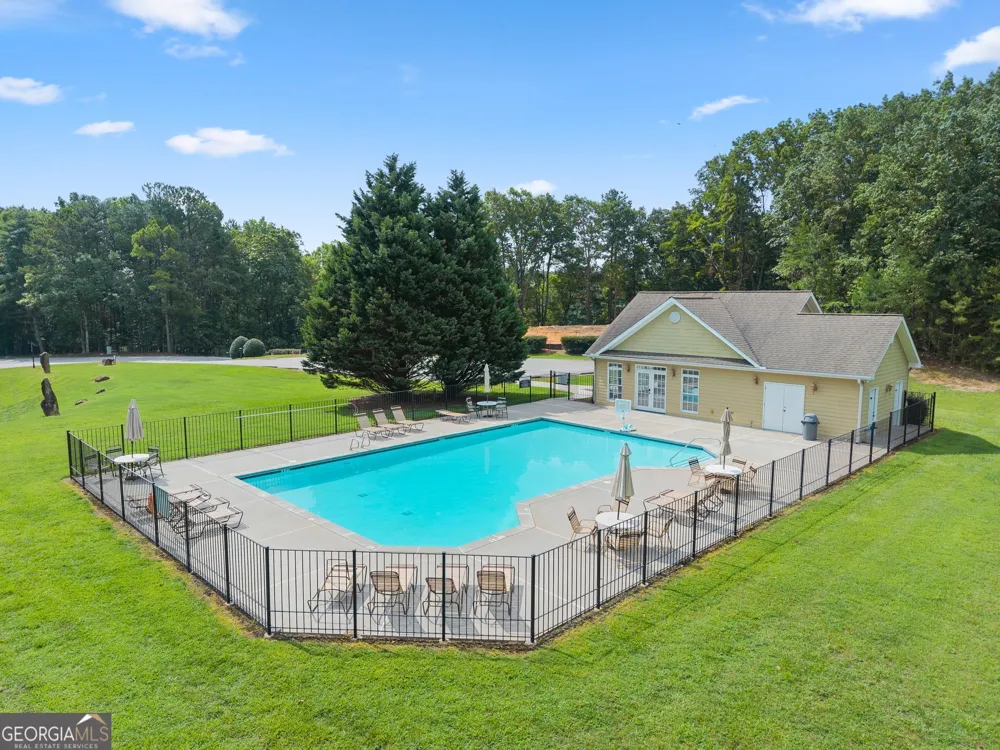 212 Planters Creek Baldwin, GA 30511