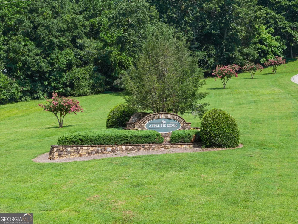 212 Planters Creek Baldwin, GA 30511