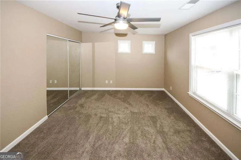 170 Windcroft LN Acworth, GA 30101