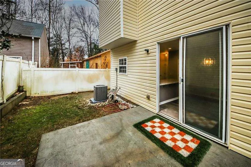 170 Windcroft LN Acworth, GA 30101