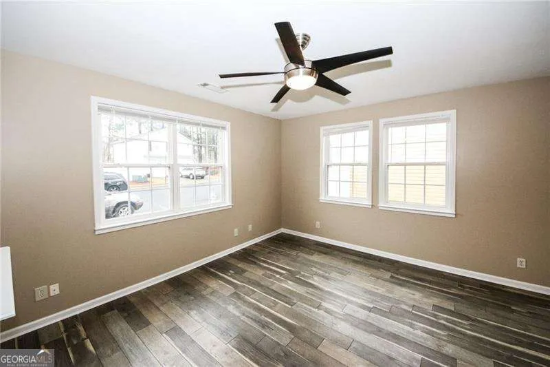 170 Windcroft LN Acworth, GA 30101