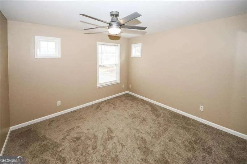 170 Windcroft LN Acworth, GA 30101