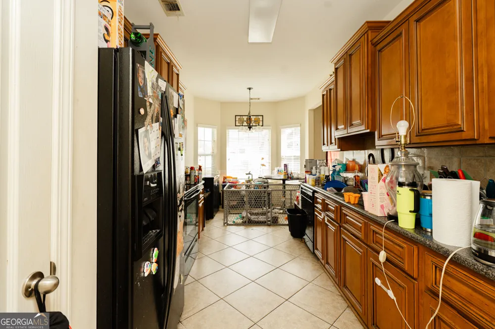 601 Red Oak LN Hinesville, GA 31313