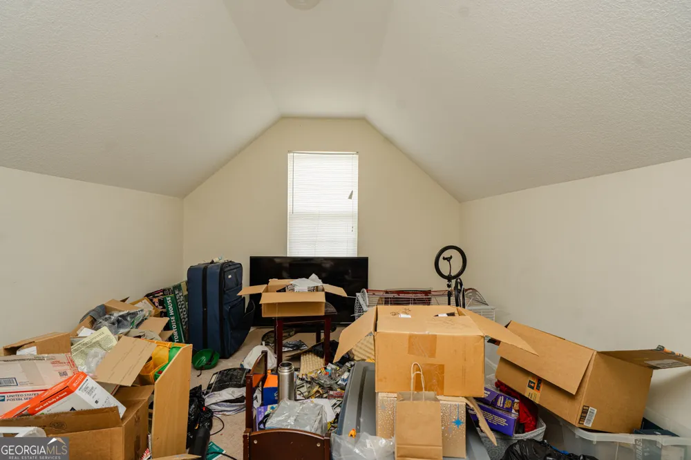 601 Red Oak LN Hinesville, GA 31313