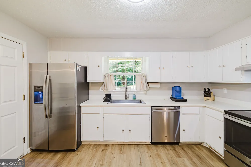 2762 Shetland LN Kennesaw, GA 30152