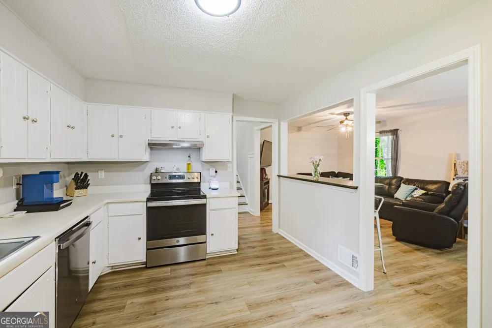 2762 Shetland LN Kennesaw, GA 30152