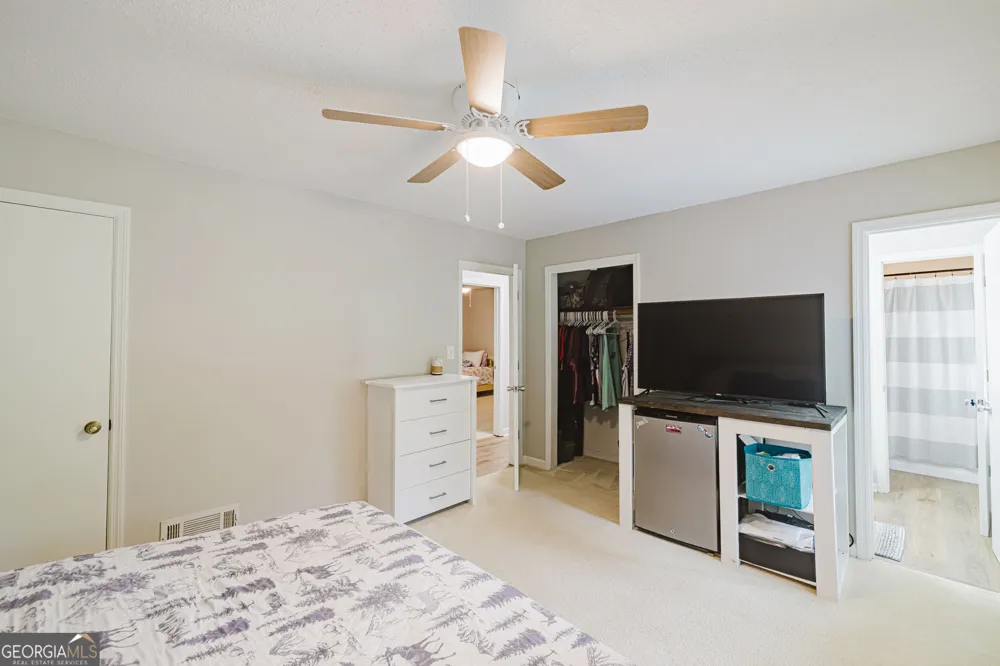2762 Shetland LN Kennesaw, GA 30152