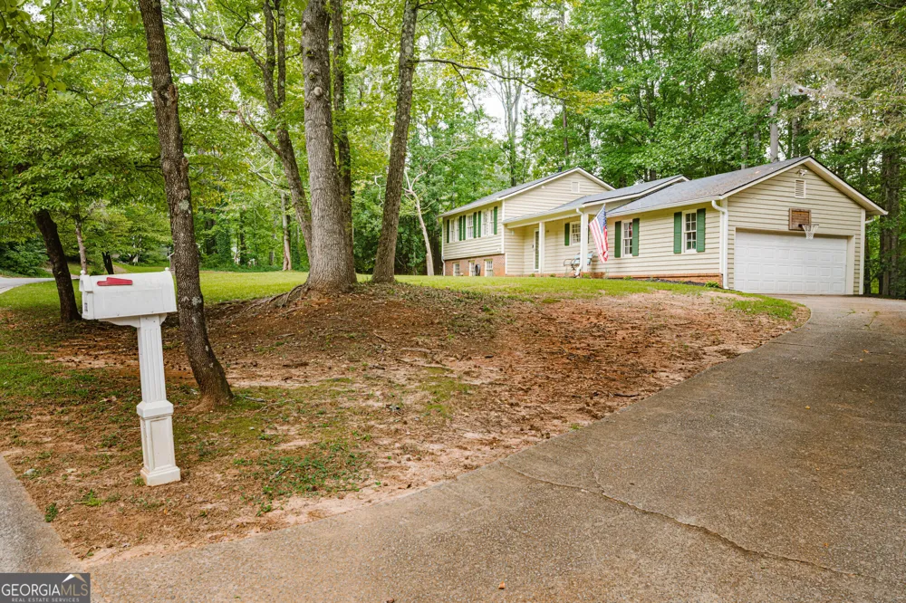 2762 Shetland LN Kennesaw, GA 30152