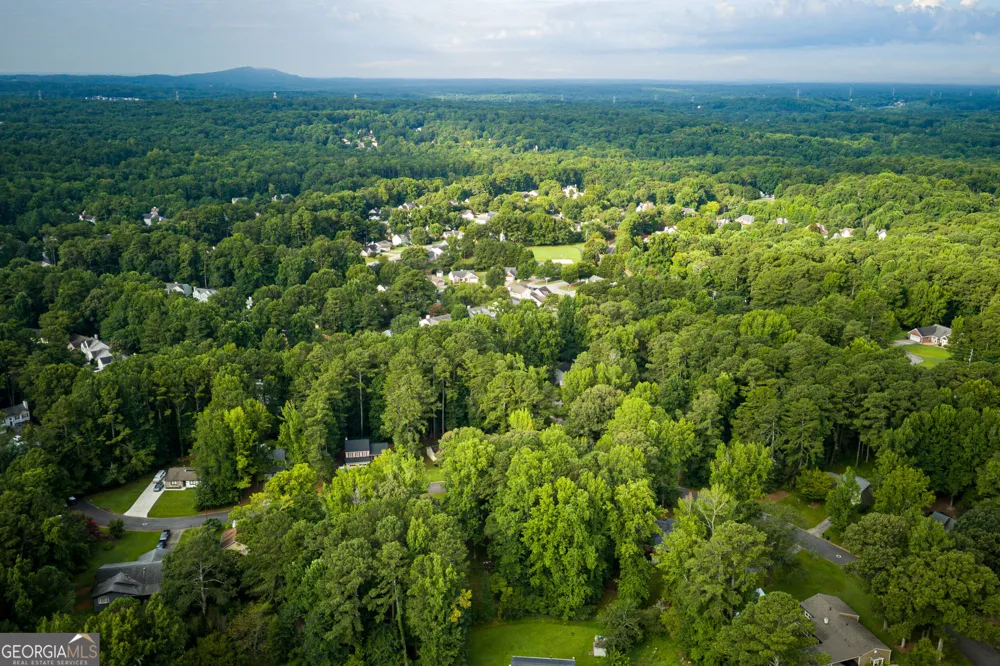 2762 Shetland LN Kennesaw, GA 30152