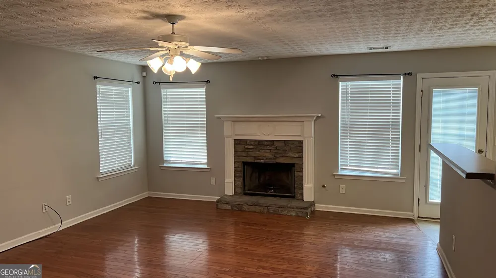3500 Bogan Mill RD Buford, GA 30519