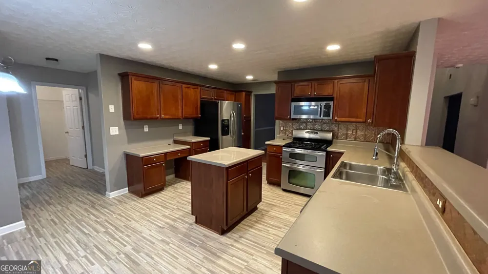 3500 Bogan Mill RD Buford, GA 30519