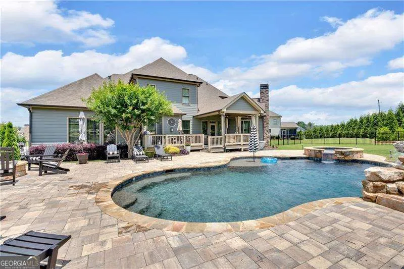 11 LAUREL TRCE SE Cartersville, GA 30120