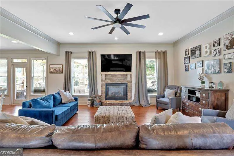 11 LAUREL TRCE SE Cartersville, GA 30120
