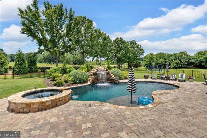 11 LAUREL TRCE SE Cartersville, GA 30120