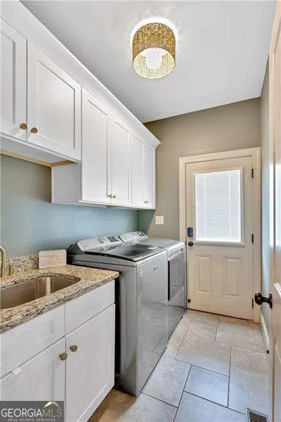11 LAUREL TRCE SE Cartersville, GA 30120