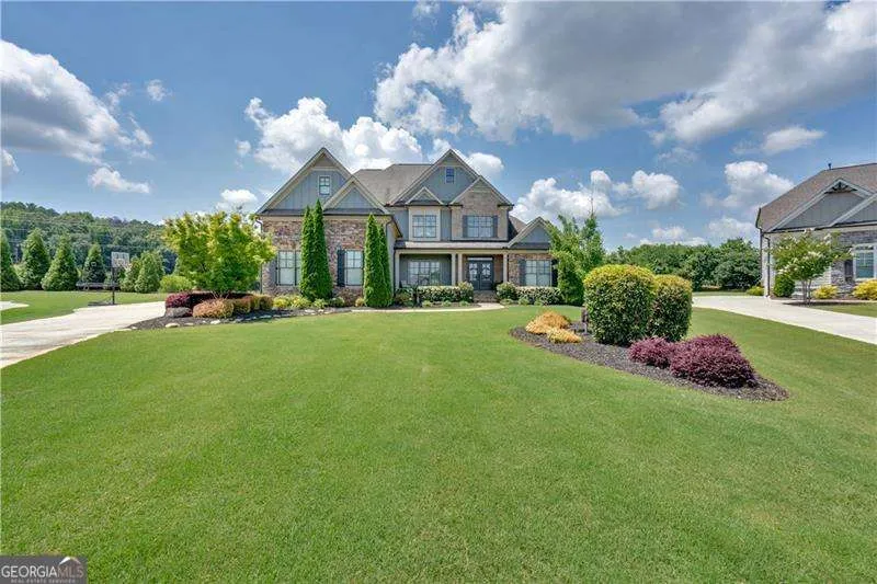 11 LAUREL TRCE SE Cartersville, GA 30120