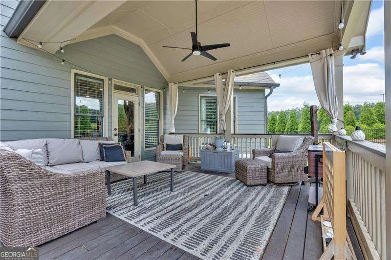 11 LAUREL TRCE SE Cartersville, GA 30120