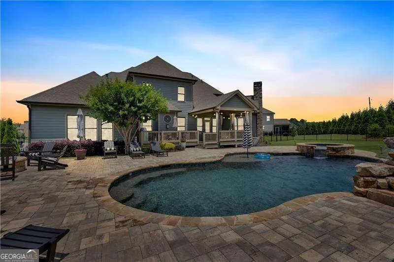 11 LAUREL TRCE SE Cartersville, GA 30120