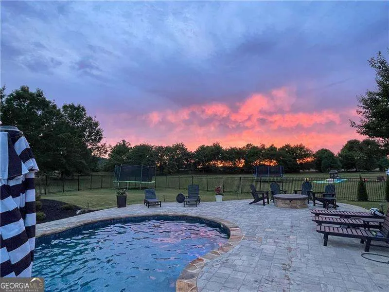 11 LAUREL TRCE SE Cartersville, GA 30120