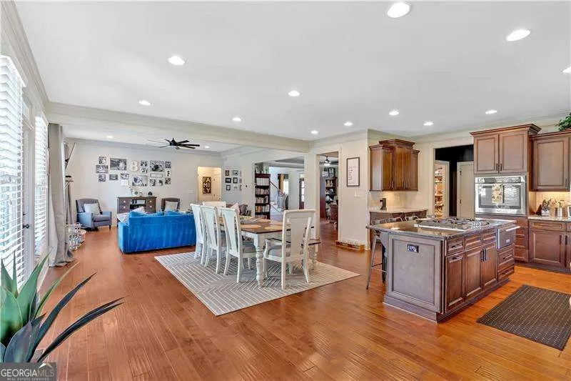 11 LAUREL TRCE SE Cartersville, GA 30120