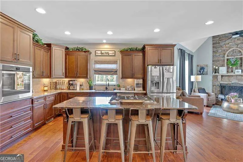 11 LAUREL TRCE SE Cartersville, GA 30120