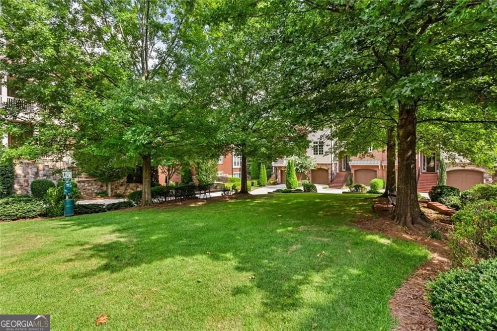 4087 Thorndale LN Smyrna, GA 30080