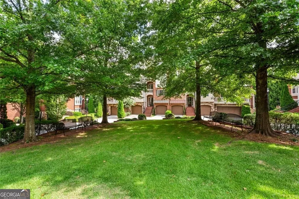4087 Thorndale LN Smyrna, GA 30080