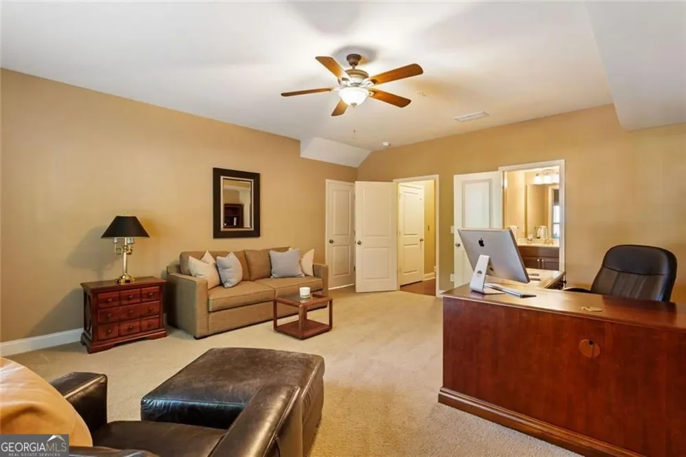 4087 Thorndale LN Smyrna, GA 30080