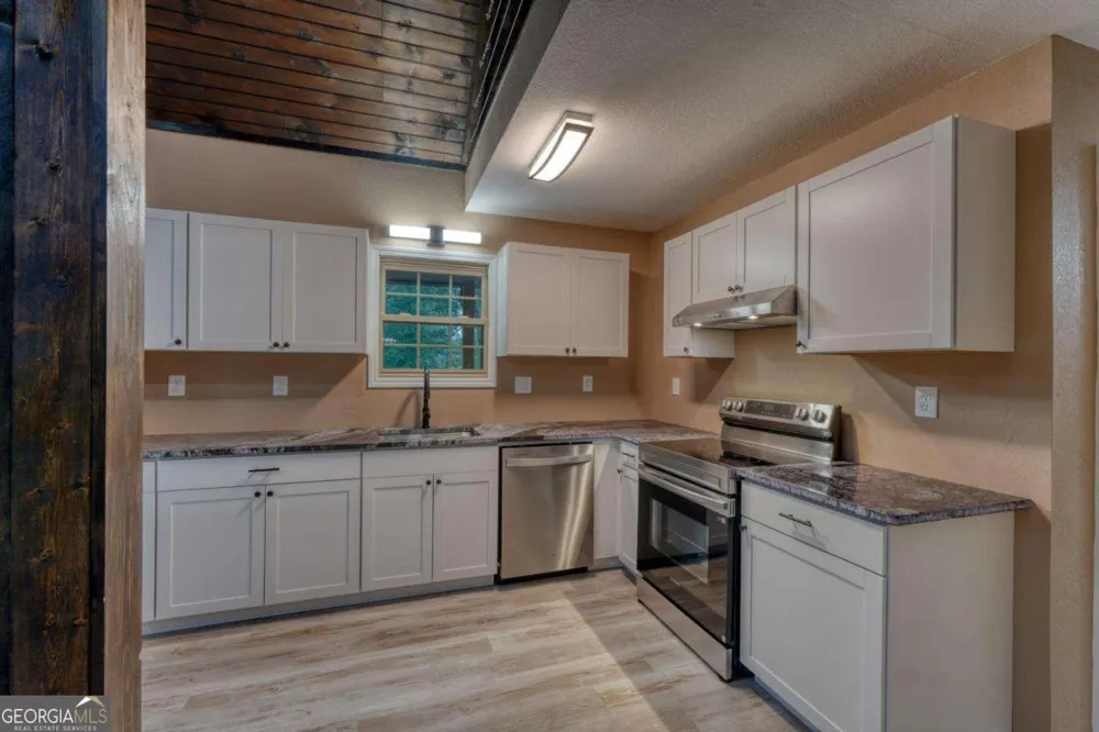 125 Big Foot LN Blairsville, GA 30512