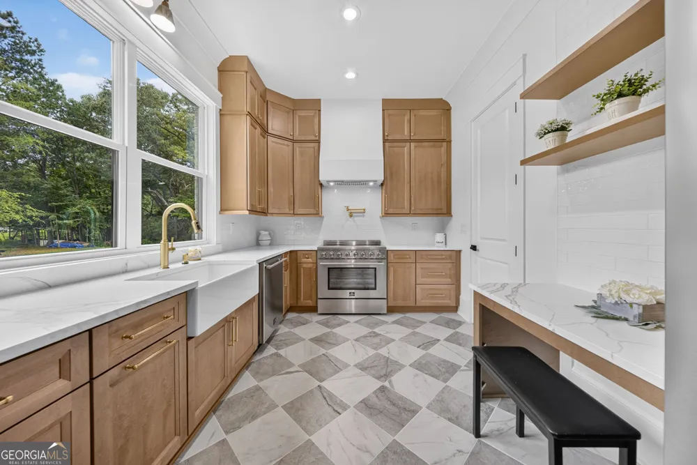 3714 Double Springs RD SW Monroe, GA 30656