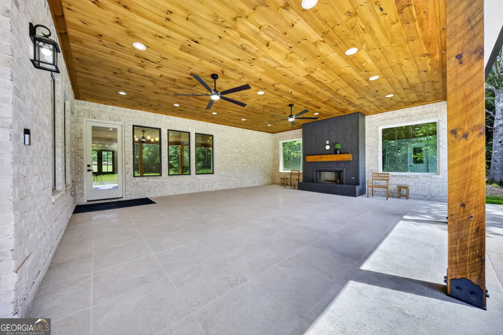 3714 Double Springs RD SW Monroe, GA 30656