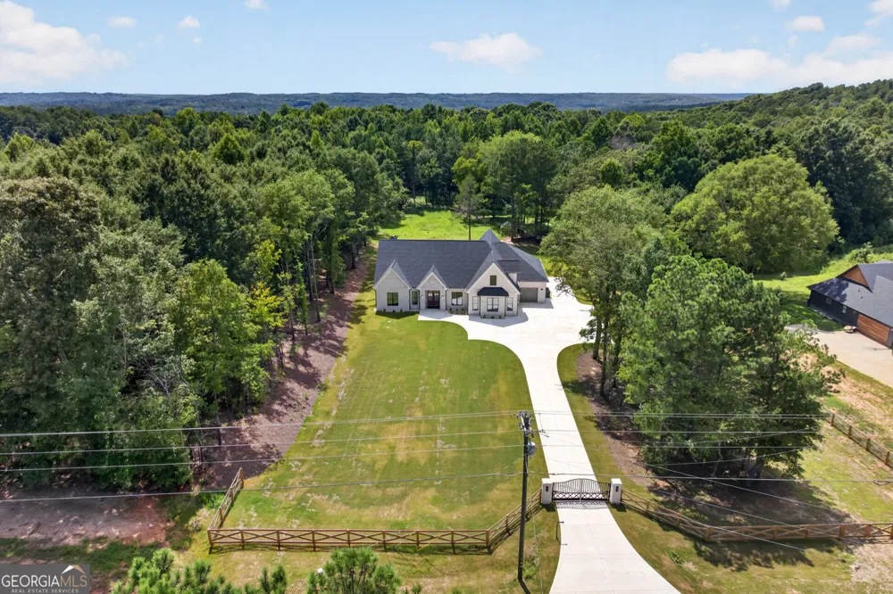 3714 Double Springs RD SW Monroe, GA 30656