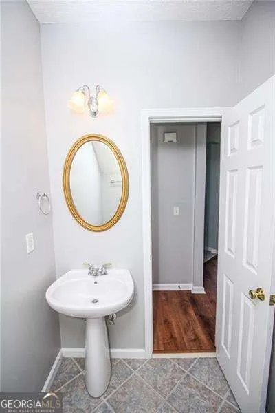 6476 Portside WAY Flowery Branch, GA 30542