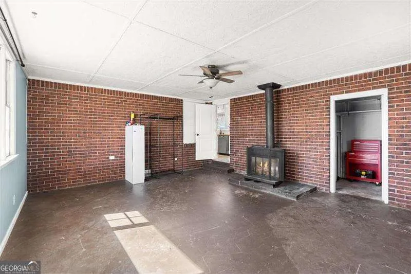 213 Cook ST Cartersville, GA 30120